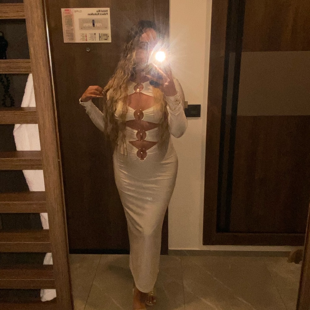 Fashion nova white maxi dress